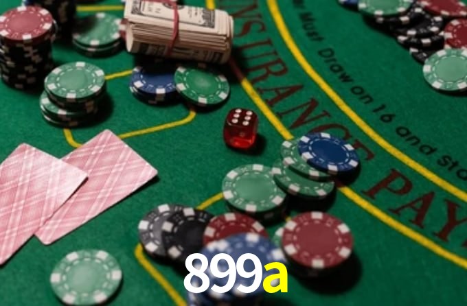 899a